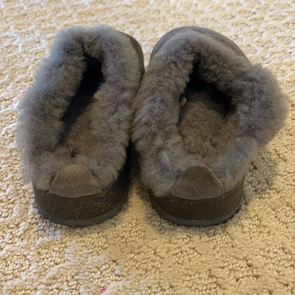 L.L. Bean Kids Gray Shearling-Lined Suede Clog Slippers